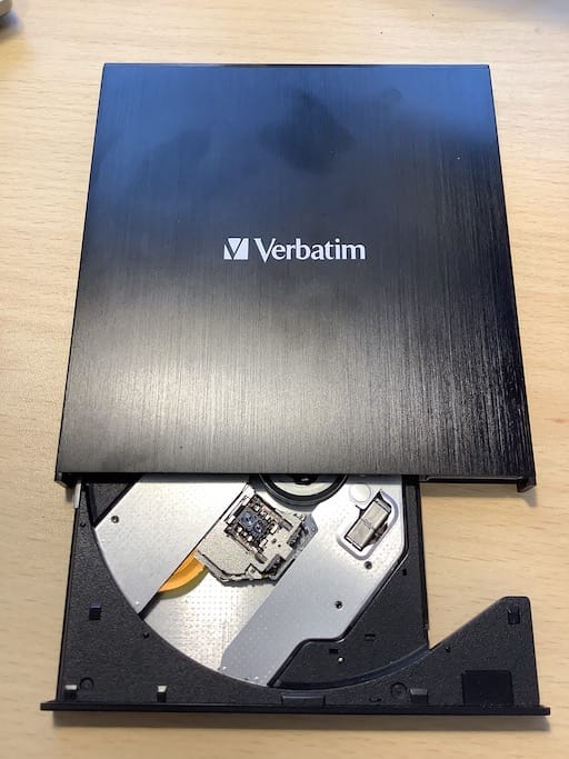 Verbatim-External-Slimline-Blu-Ray-Wrider.jpeg